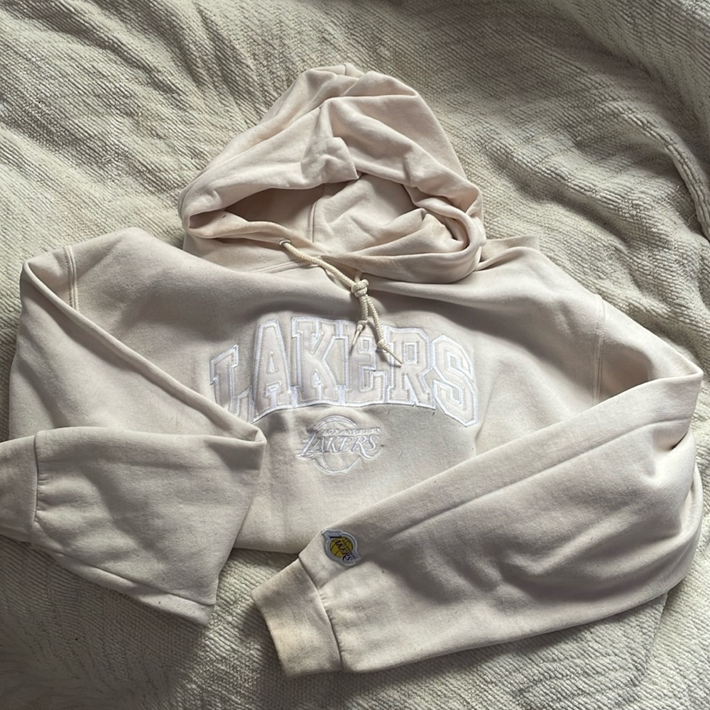Lakers women’s boathouse hoodie size medium